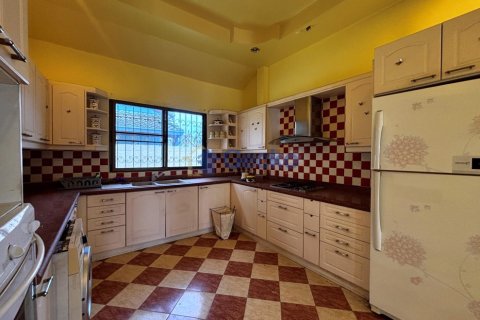 House in Pattaya, Thailand 3 bedrooms № 195810 - photo 14