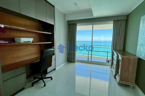 Condo in Pattaya, Thailand, 3 bedrooms  № 195806 - photo 9