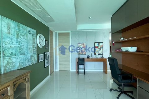 Condo in Pattaya, Thailand, 3 bedrooms  № 195806 - photo 11