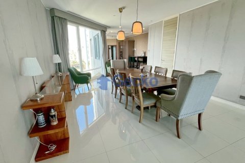 Condo in Pattaya, Thailand, 3 bedrooms  № 195806 - photo 5