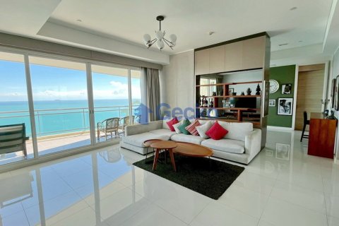 Condo in Pattaya, Thailand, 3 bedrooms  № 195806 - photo 2