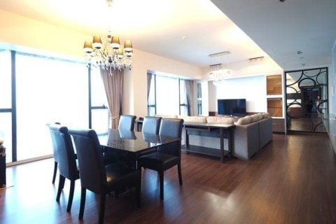 Condo in Bangkok, Thailand, 3 bedrooms  № 157486