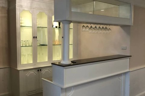 Condo in Bangkok, Thailand, 3 bedrooms  № 157485 - photo 12