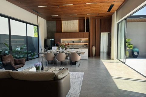 Вилла в Чалонге, Таиланд с 4 спальнями  № 146948 - фото 7