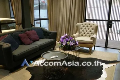 House in Yan Nawa, Bangkok, Thailand 3 bedrooms № 214712
