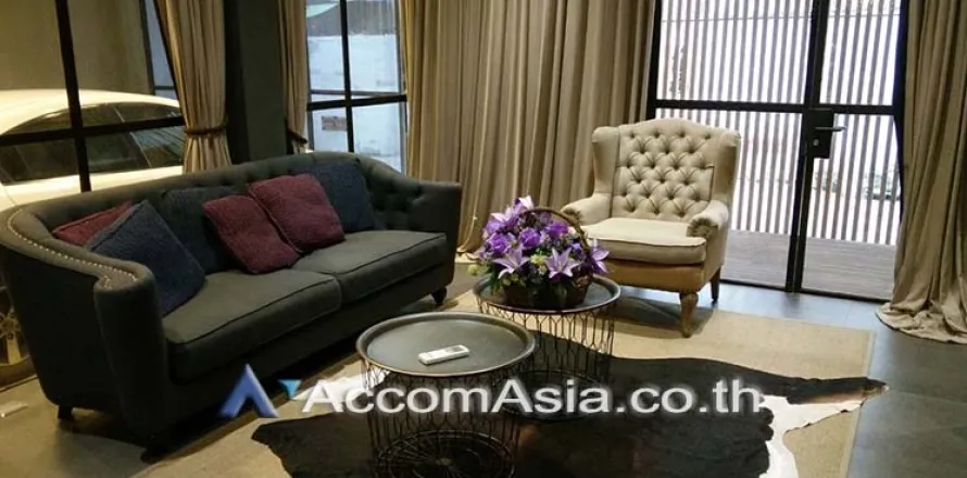 Haus in Yan Nawa, Bangkok, Thailand 3 Schlafzimmer № 214712
