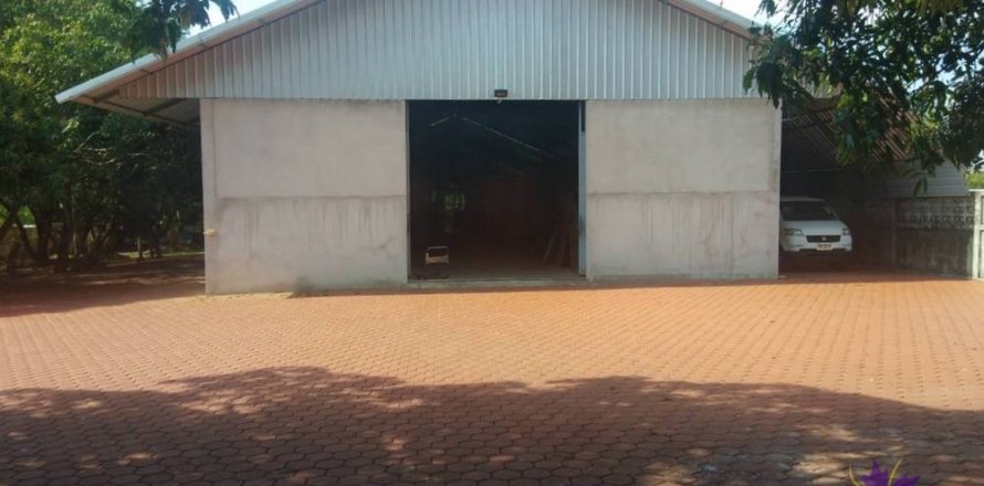 Propriété commerciale à Chiang Mai, Thaïlande 3664 m2 № 200414