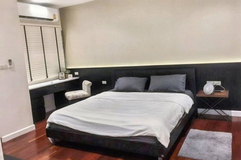 Дом в Бангкоке, Таиланд с 2 спальнями  № 114558 - фото 9