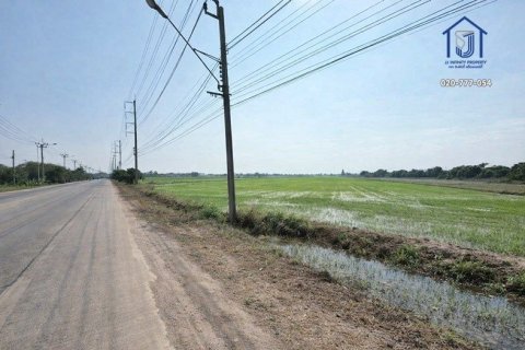 Terrain à Nonthaburi, Thaïlande 42484 m2 № 160427