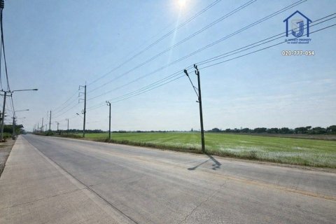 Terrain à Nonthaburi, Thaïlande 42484 m2 № 160427 - photo 2