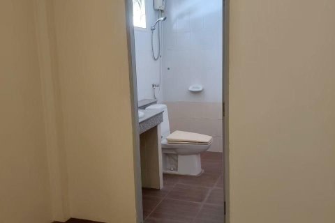 House in Phuket, Thailand 3 bedrooms № 154783 - photo 24
