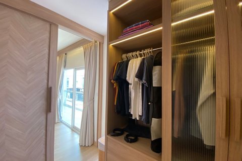 House in Chiang Mai, Thailand 3 bedrooms № 149643 - photo 27