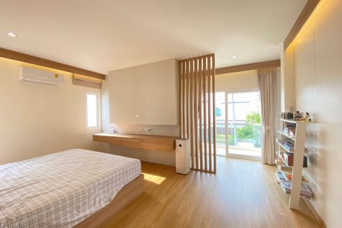 House in Chiang Mai, Thailand 3 bedrooms № 149643 - photo 23