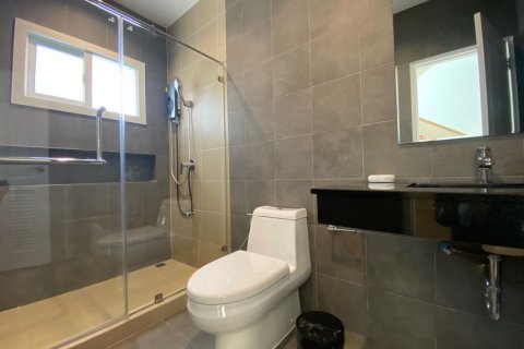 House in Chiang Mai, Thailand 3 bedrooms № 149643 - photo 15