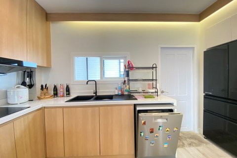 House in Chiang Mai, Thailand 3 bedrooms № 149643 - photo 11