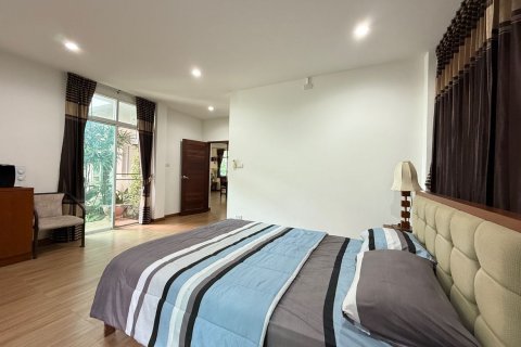 Maison à Chiang Mai, Thaïlande 4 chambres № 149645 - photo 9