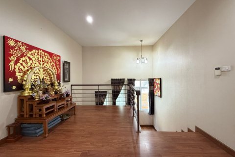 House in Chiang Mai, Thailand 4 bedrooms № 149645 - photo 15