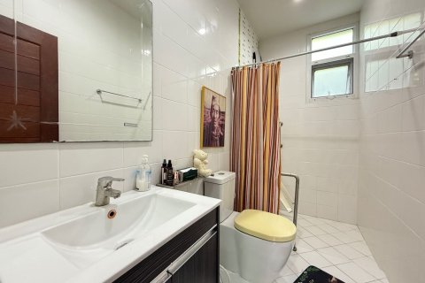 House in Chiang Mai, Thailand 4 bedrooms № 149645 - photo 10