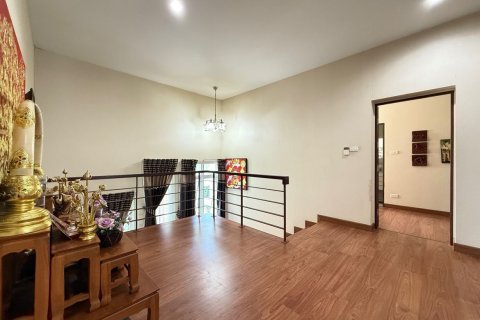 House in Chiang Mai, Thailand 4 bedrooms № 149645 - photo 24