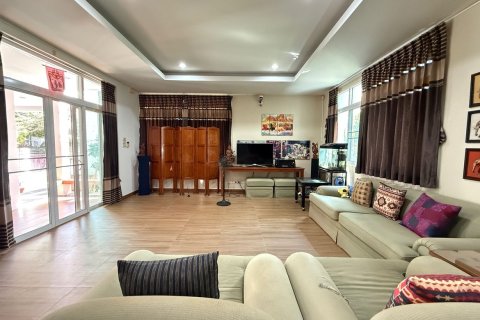 Maison à Chiang Mai, Thaïlande 4 chambres № 149645 - photo 3