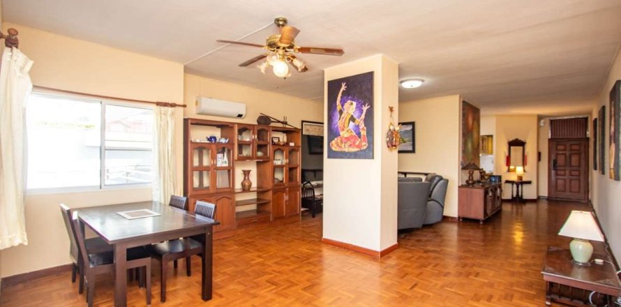 Condo à Chiang Mai, Thaïlande, 2 chambres  № 149644