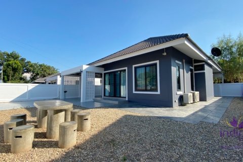 House in Saraphi, Thailand 3 bedrooms № 205614 - photo 2
