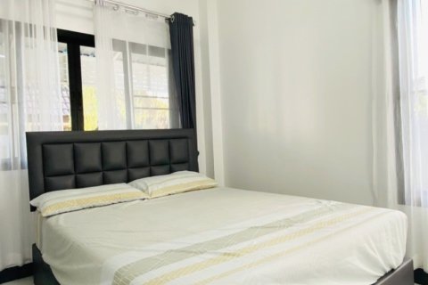 House in Saraphi, Thailand 3 bedrooms № 205614 - photo 9