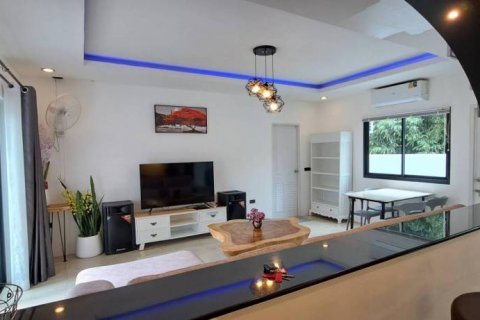 Villa in Pattaya, Thailand 6 bedrooms № 114552 - photo 5