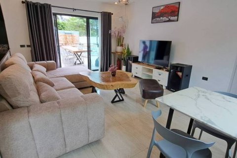 Villa in Pattaya, Thailand 6 bedrooms № 114552 - photo 4