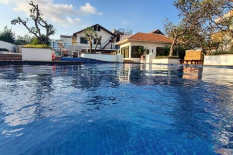 Condo in Pattaya, Thailand, 2 bedrooms  № 157703 - photo 26