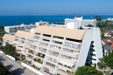 Condo in Pattaya, Thailand, 2 bedrooms  № 157703