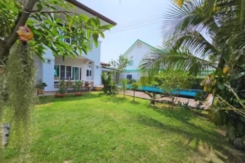 House in Pattaya, Thailand 4 bedrooms № 157706 - photo 3