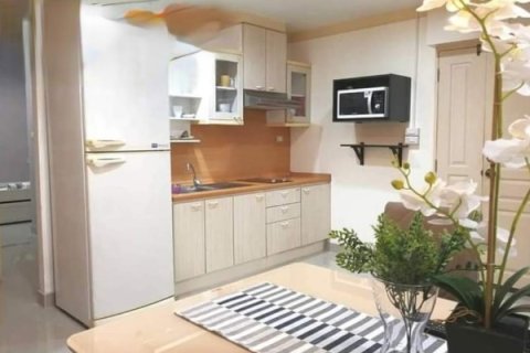 Condo in Bangkok, Thailand, 2 bedrooms  № 157704 - photo 12