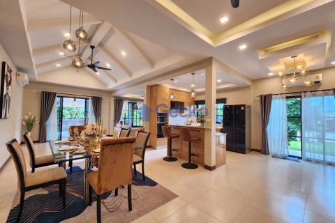 บ้านในพัทยา, ประเทศไทย 4 ห้องนอน № 196203 - รูปถ่าย 23