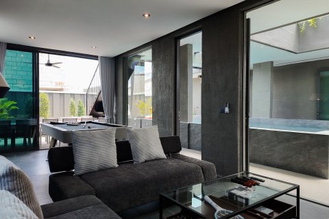 Villa in Hua Hin, Thailand 4 bedrooms № 135587 - photo 13