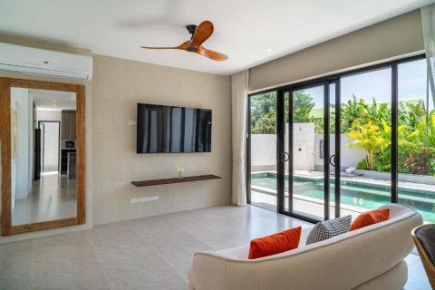 Villa in Ko Samui, Thailand 3 bedrooms № 135590 - photo 16