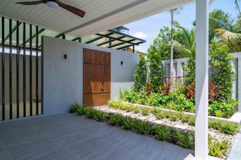 Villa in Ko Samui, Thailand 3 bedrooms № 135590 - photo 21