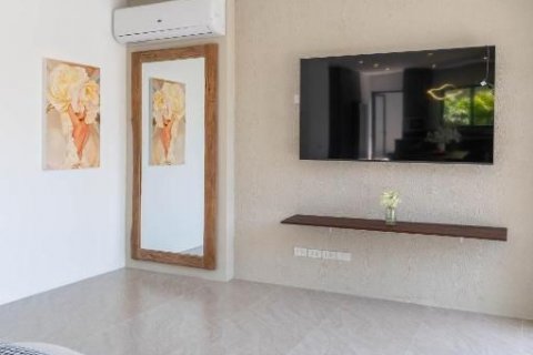 Villa in Ko Samui, Thailand 3 bedrooms № 135590 - photo 15