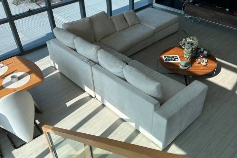 Кондоминиум с 2 спальнями в Ваттхане, Бангкок, Таиланд № 135586 - фото 1