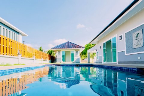 Вилла в Пхукете, Таиланд с 4 спальнями  № 171615 - фото 2