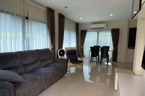 Maison à Saphan Sung, Bangkok, Thaïlande 3 chambres № 171618 - photo 3