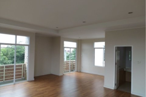 Офис в Сапхансунге, Бангкок, Таиланд  № 171617 - фото 5