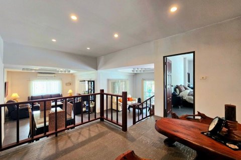 Villa in Hua Hin, Thailand 2 bedrooms № 171614 - photo 24