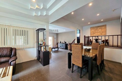 Villa in Hua Hin, Thailand 2 bedrooms № 171614 - photo 17