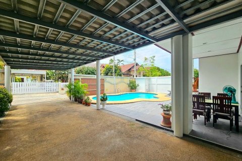 Villa in Hua Hin, Thailand 2 bedrooms № 171614 - photo 8