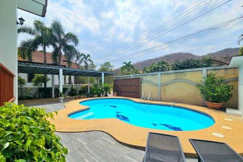 Villa in Hua Hin, Thailand 2 bedrooms № 171614 - photo 6