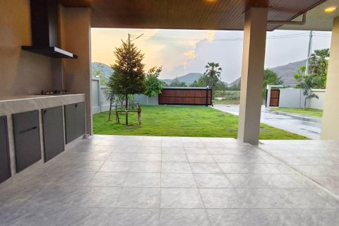 Villa in Pran Buri, Thailand 3 Schlafzimmer № 222676 - Foto 16