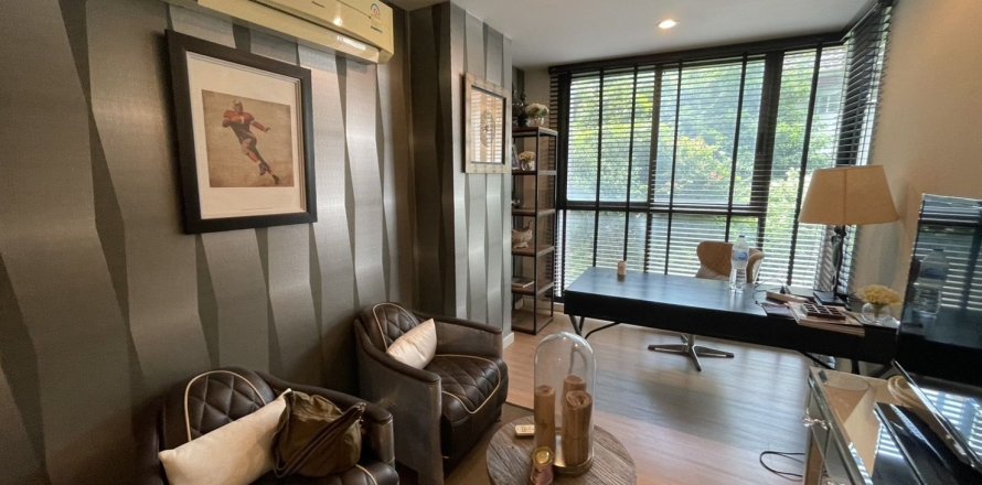 Студия в кондо в Ваттхане, Бангкок, Таиланд № 152870