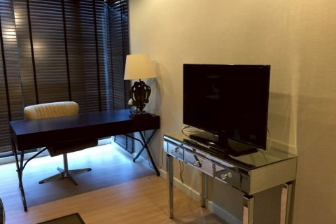 Студия в кондо в Ваттхане, Бангкок, Таиланд № 152870 - фото 4