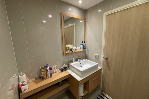 Студия в кондо в Ваттхане, Бангкок, Таиланд № 152870 - фото 12